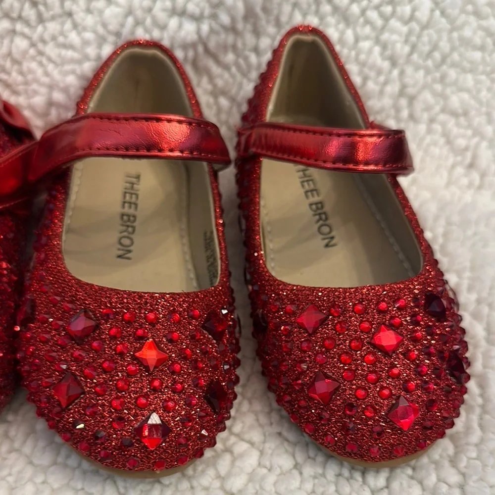 Elegant Red and Black Mary Jane Dress Shoes